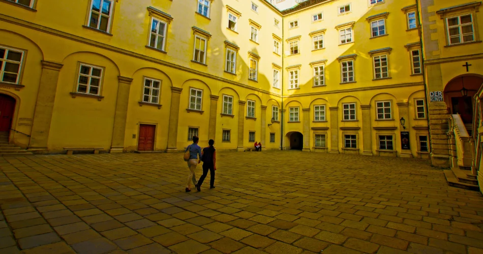 Hidden Courtyards of Vienna: Where History Meets Quiet Charm